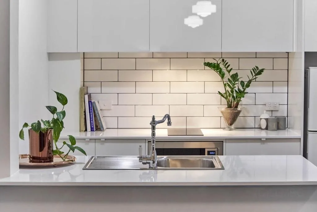 Adelaide Mansions Apartments — 3