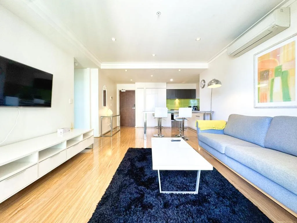 Amyra Residences at the Rowlands Apartments — 4