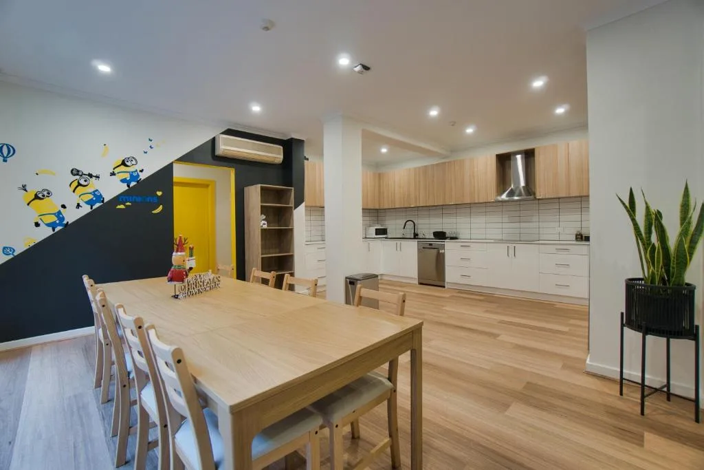 Dreamy Stays Accommodation - Private Rooms with Shared Bathrooms — 4
