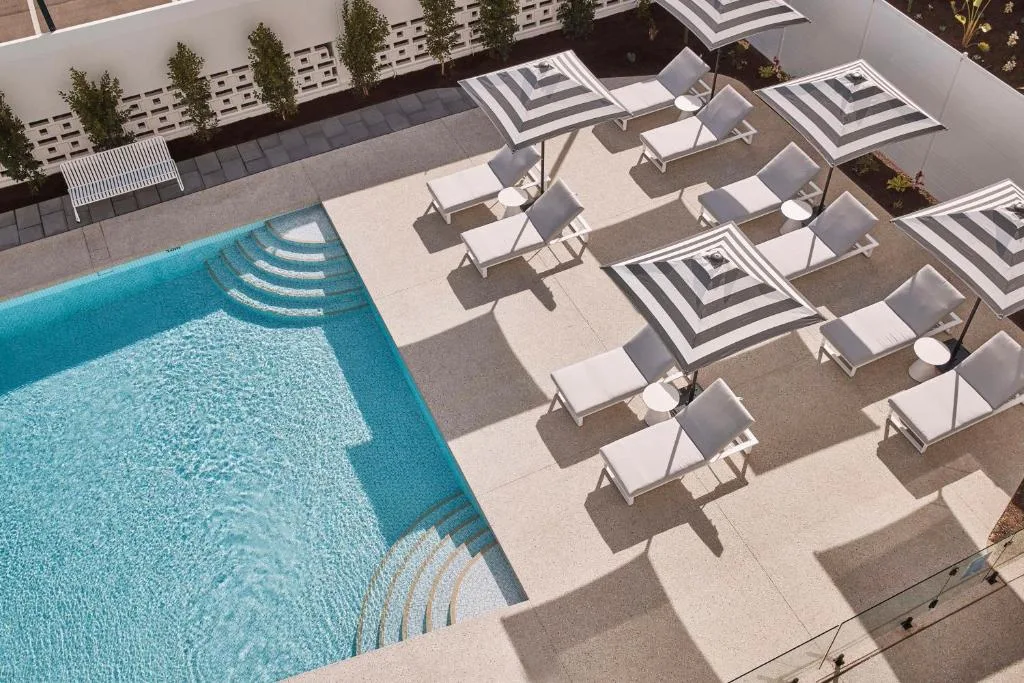 Hotel Alba Adelaide