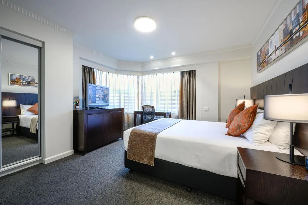 Hotel Grand Chancellor Adelaide — 2