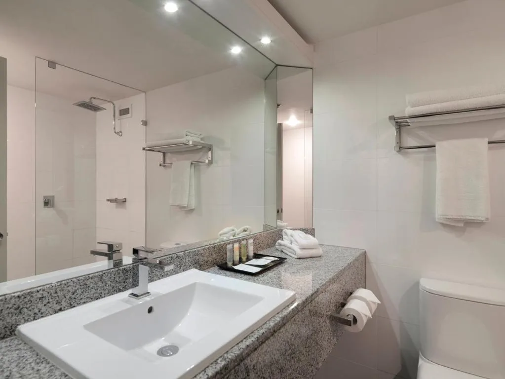 Hotel Grand Chancellor Adelaide — 3
