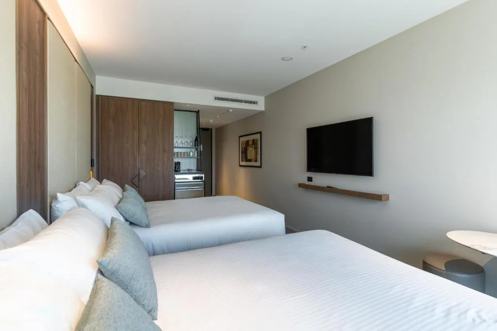 Oval Hotel at Adelaide Oval — 2