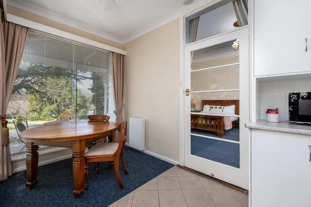 Moore Park Inn — 2