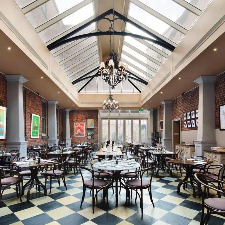 Craig's Royal Hotel — 3
