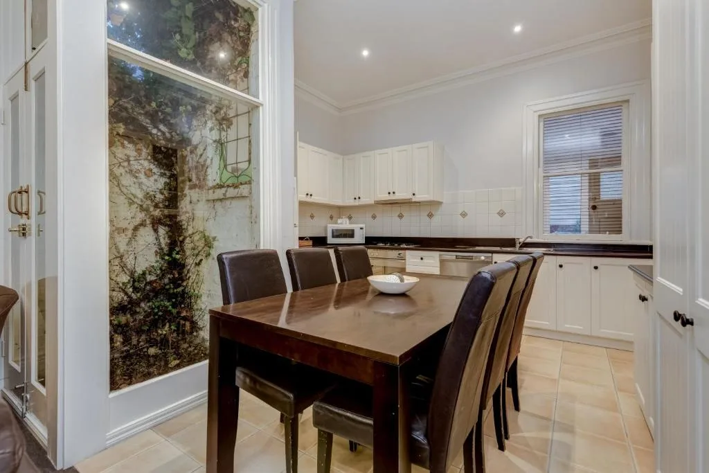 Seymours On Lydiard — 4