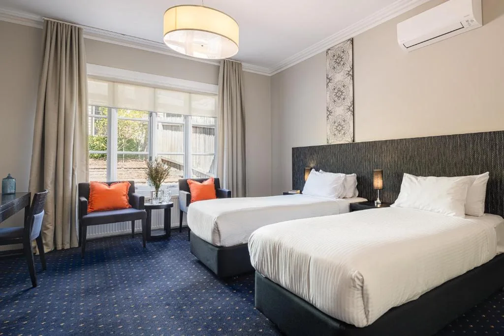 Sovereign Hill Hotel — 3