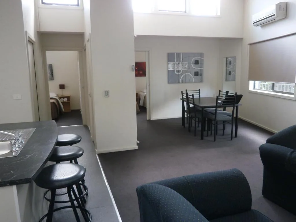 Sovereign Views Apartments — 5
