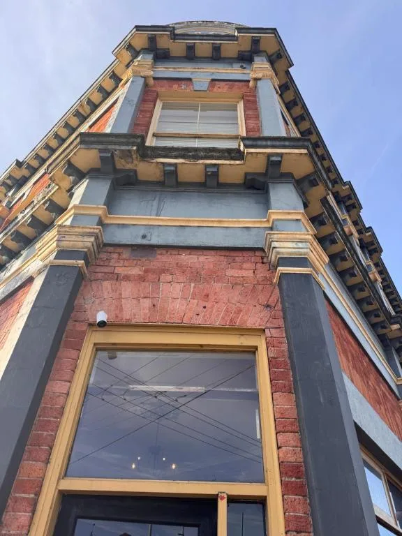 The Eastern Hotel Accommodation — 5