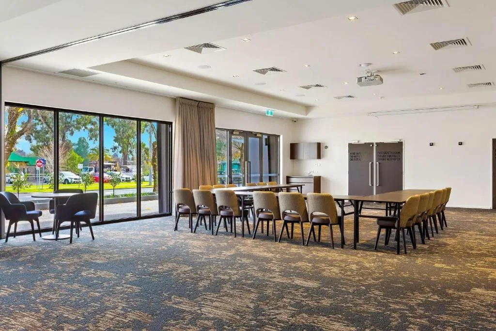 Quality Hotel Lakeside — 4