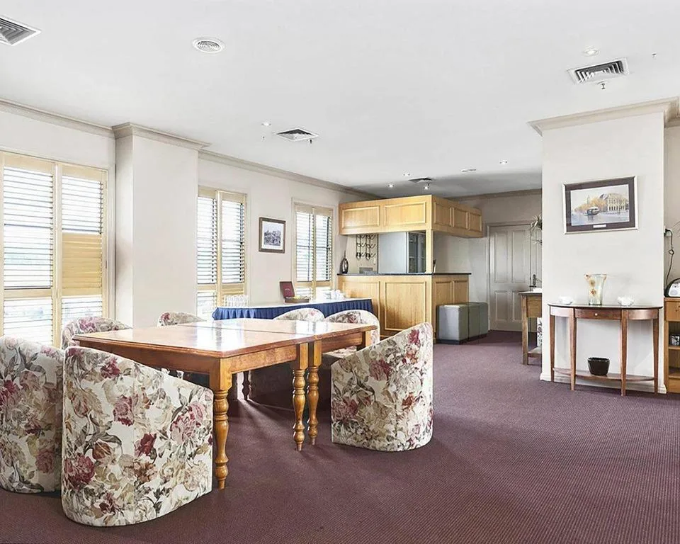 Quality Inn Colonial