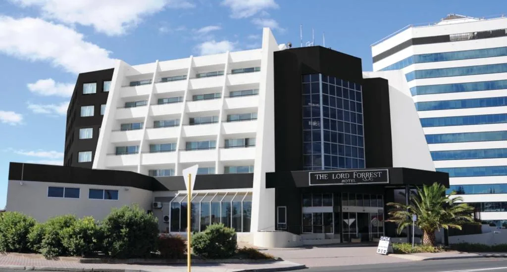 The Lord Forrest Hotel — 4