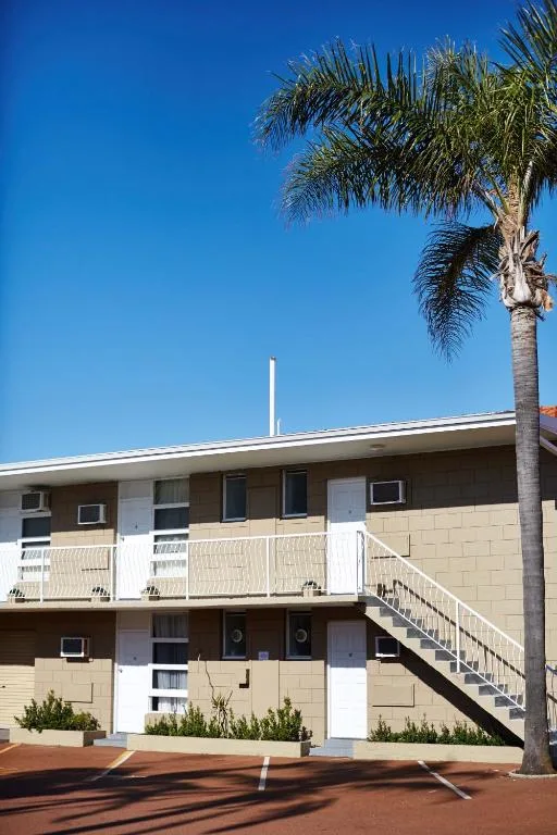 The Rose Hotel & Motel — 5