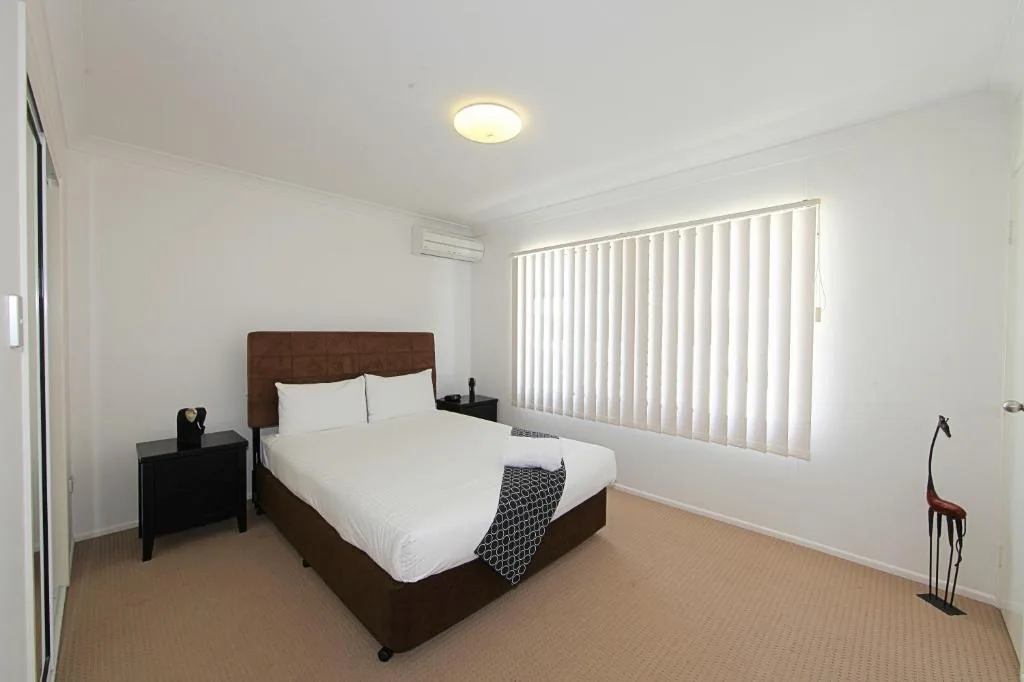 Alexandra Apartments — 2