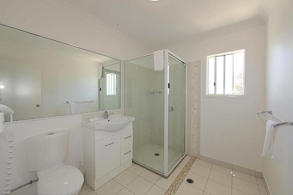Alexandra Apartments — 3