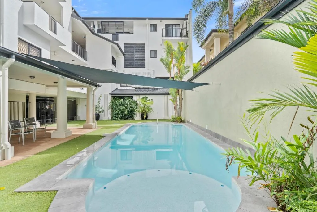 Cairns City Apartments — 2