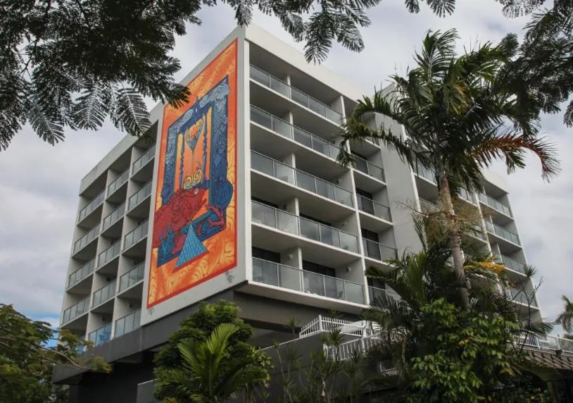 Cairns Plaza Hotel — 3