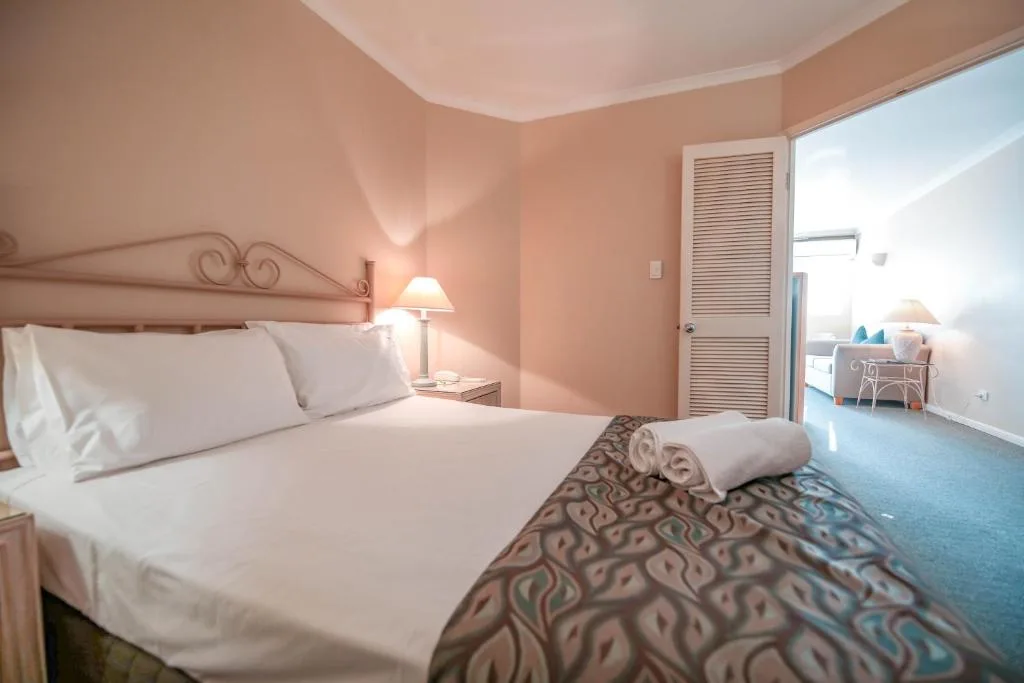 Il Palazzo Holiday Apartments — 5
