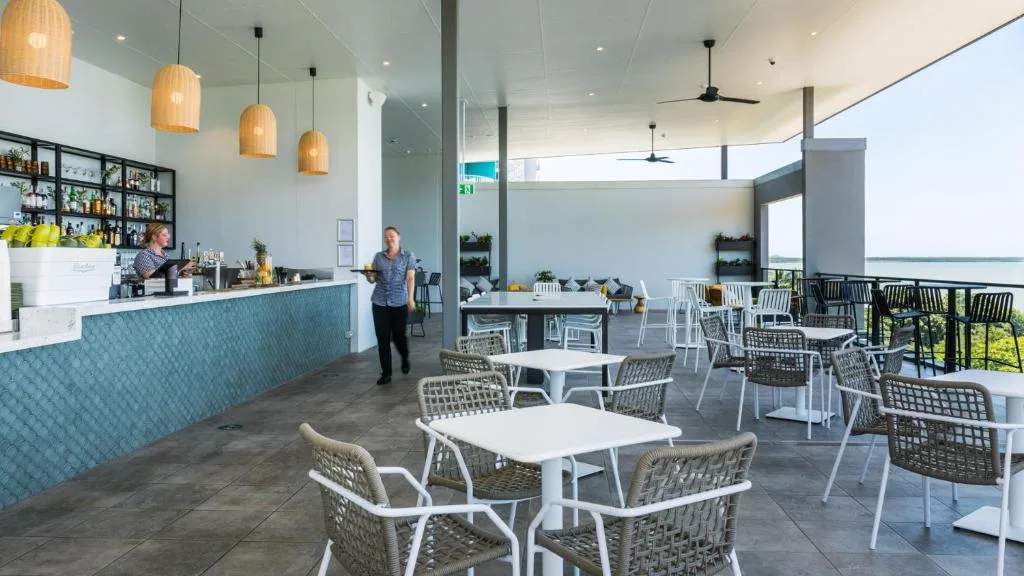 Oaks Cairns Hotel — 5