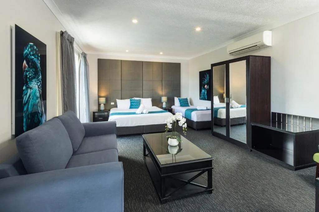 The Abbott Boutique Hotel — 4