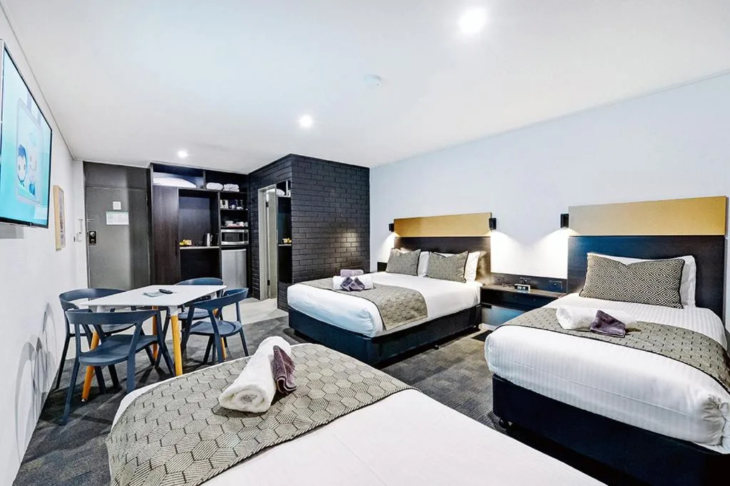 CBD Motor Inn — 2