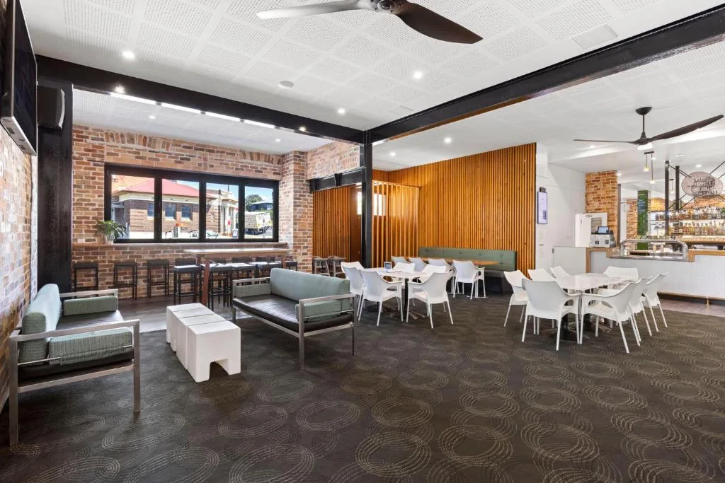 Pier Hotel Coffs Harbour — 4
