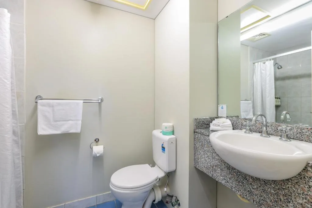 Cullen Bay Resorts — 3