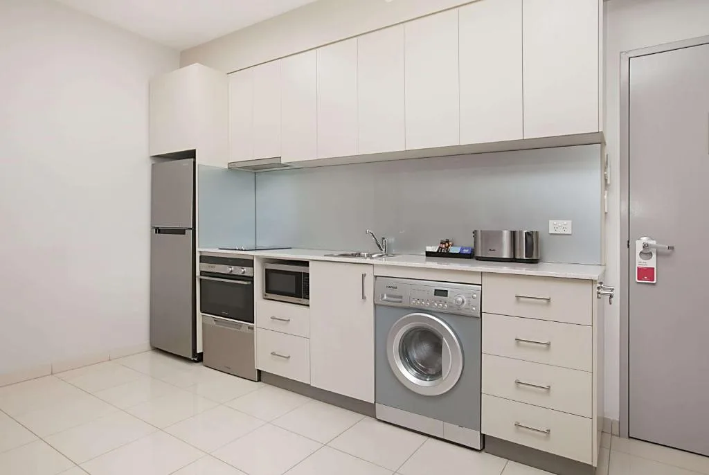 Ramada Suites by Wyndham Zen Quarter Darwin — 5