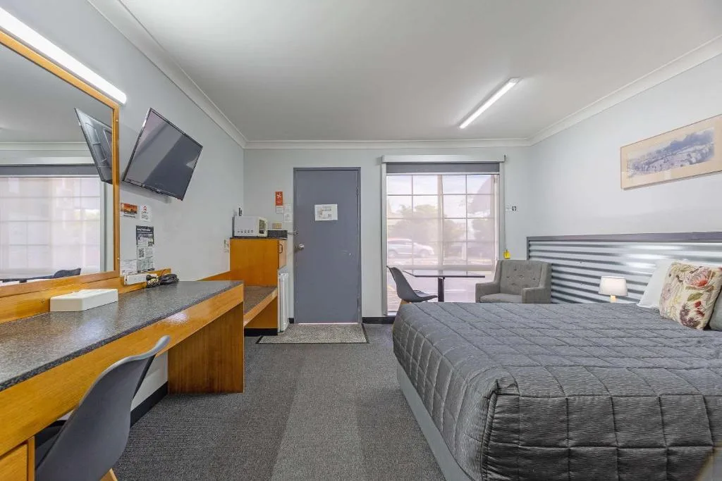 Shearing Shed Motor Inn — 3