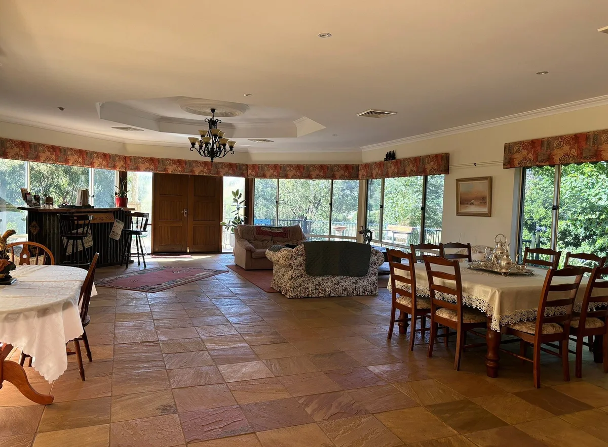 Lakeview Lodge