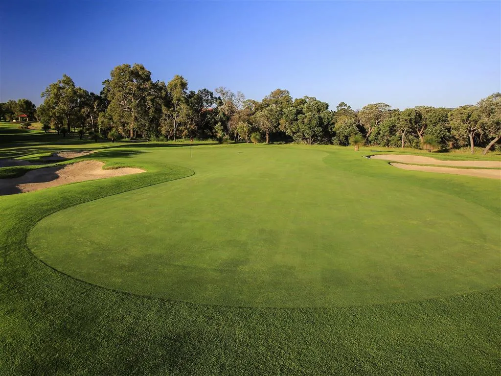 Novotel Vines Resort Swan Valley — 4