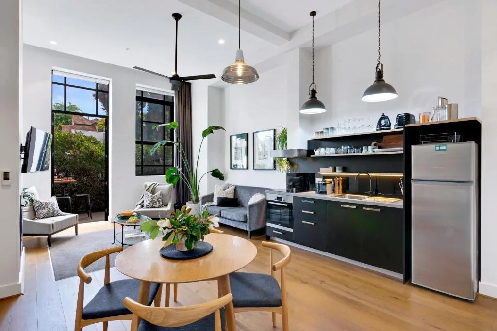 Apartment Geelong Heritage Luxury Ground Floor Courtyard