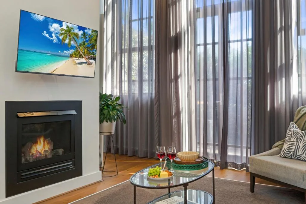 Apartment Geelong Heritage Luxury Ground Floor Courtyard — 4