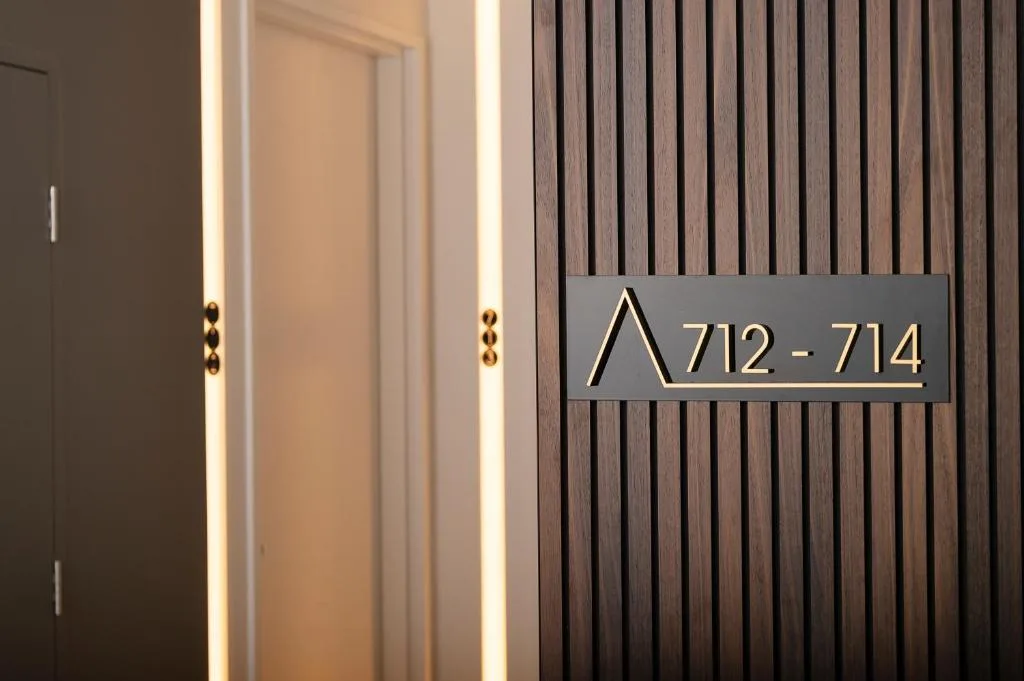 Oaks R Suites Geelong — 2