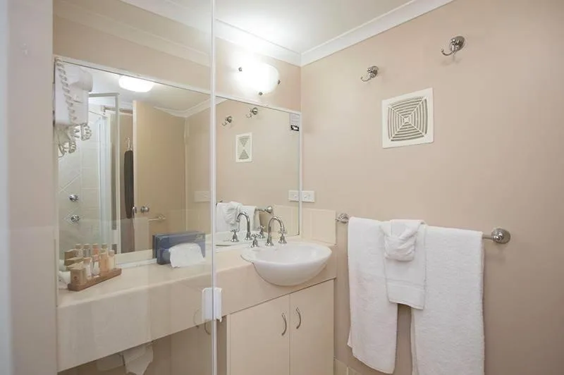 Harbour Sails Motor Inn — 3