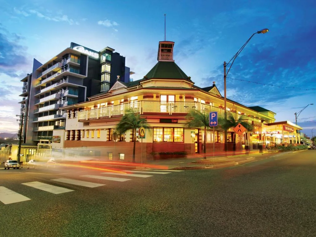 Oaks Gladstone Grand Hotel — 5
