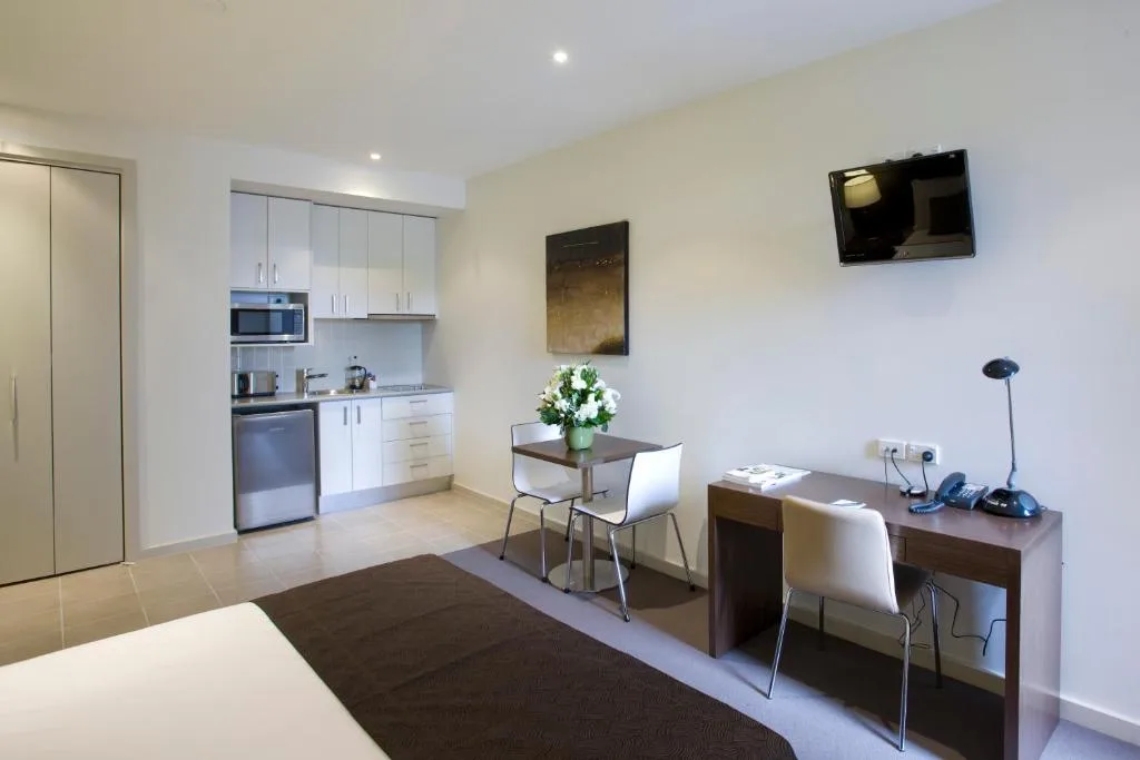 Quest Glen Waverley — 4