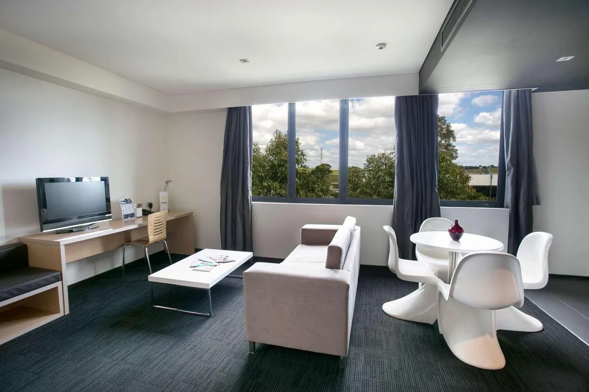 Alpha Hotel Eastern Creek — 5