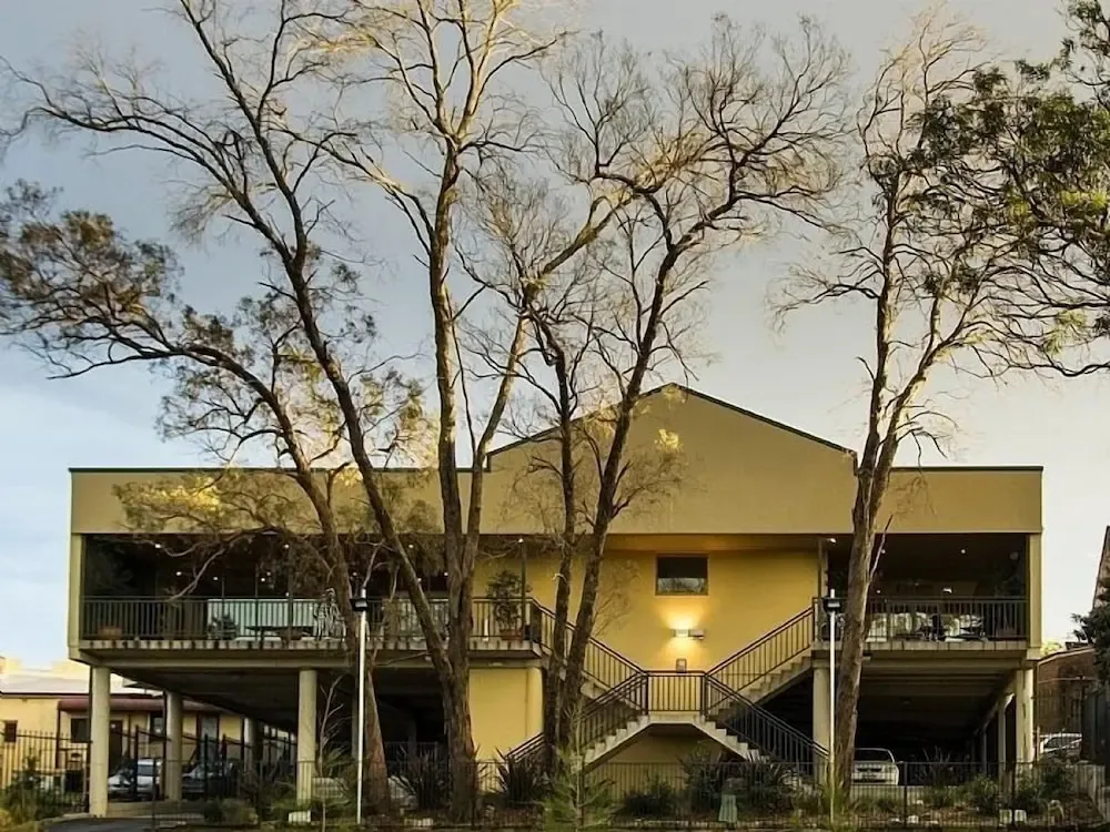 Royal Hotel