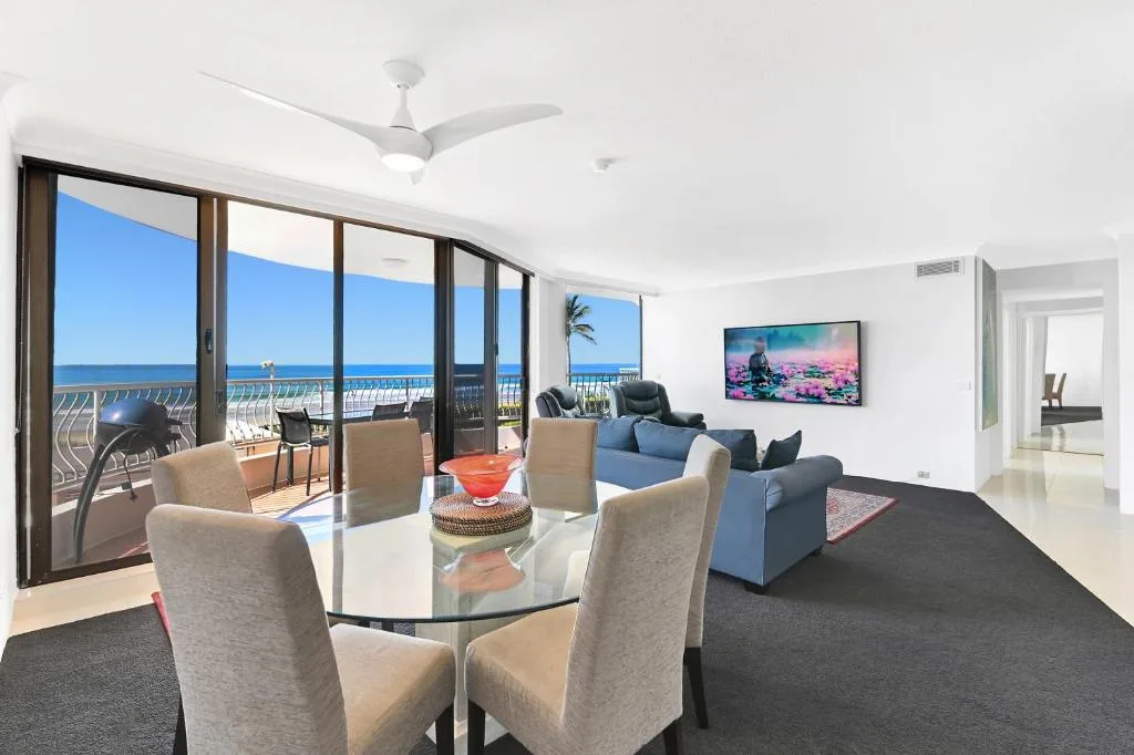 Albatross North Apartments — 3
