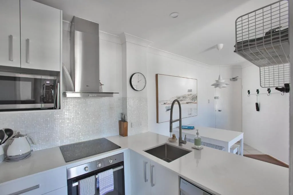 Bila Vista Kirra Beachside Apartments — 5