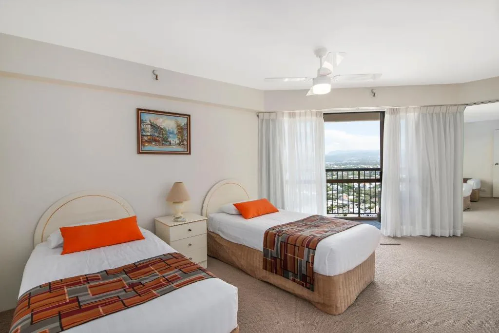 Burleigh Esplanade Apartments — 2