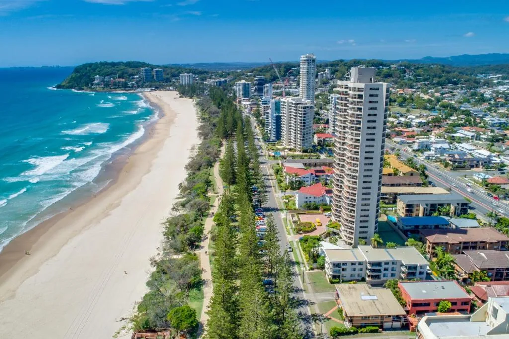 Burleigh Esplanade Apartments — 4