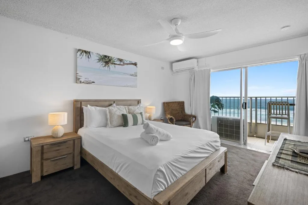 Pacific Plaza Apartments — 2