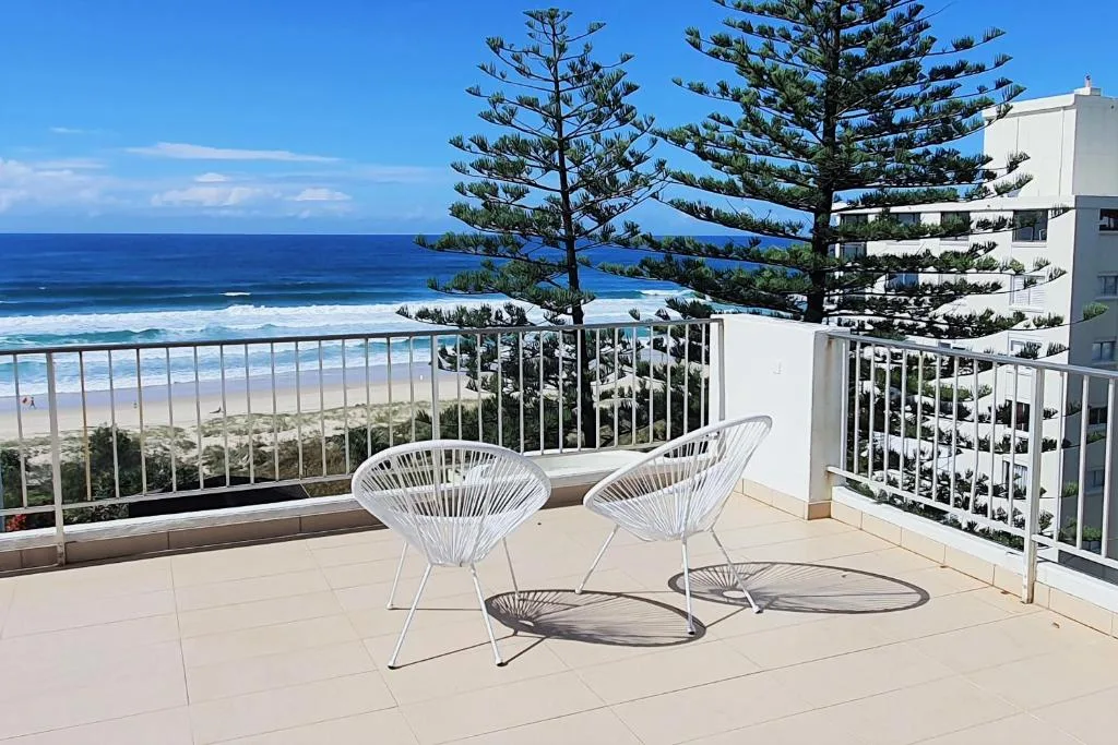 Surfers Chalet — 2