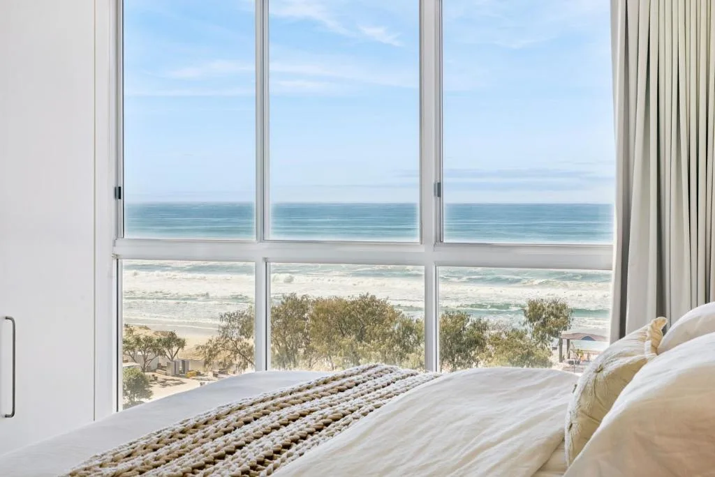 ULTIQA Air On Broadbeach — 3