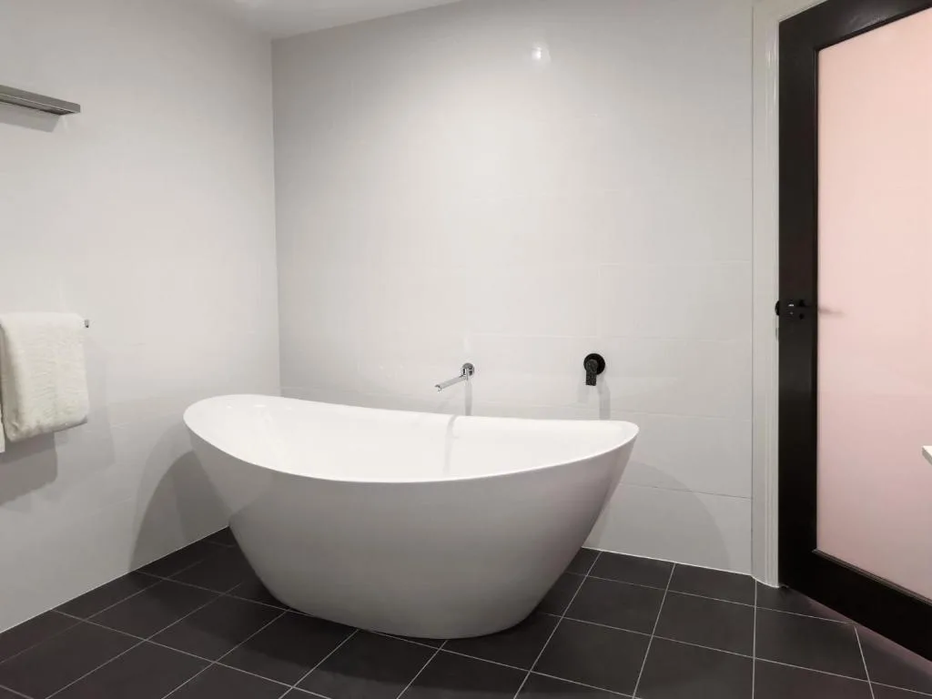 The Abbey Motel Goulburn — 3