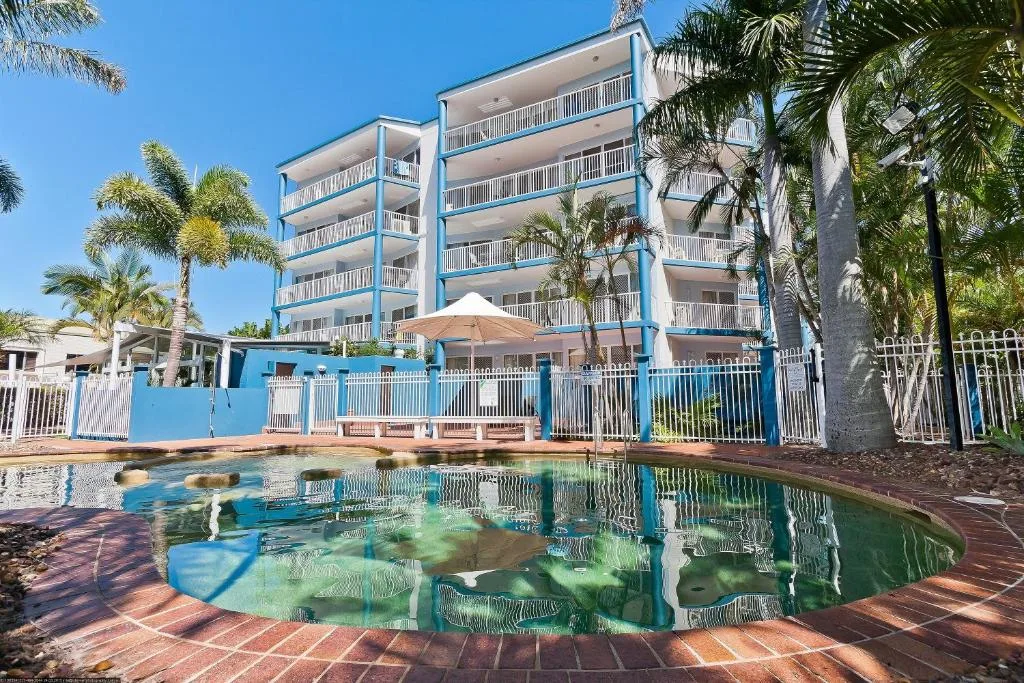 White Crest Apartments — 3