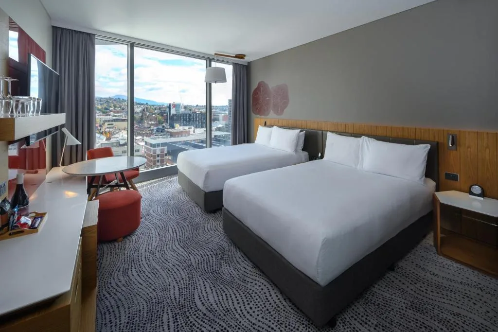 Crowne Plaza Hobart by IHG — 2