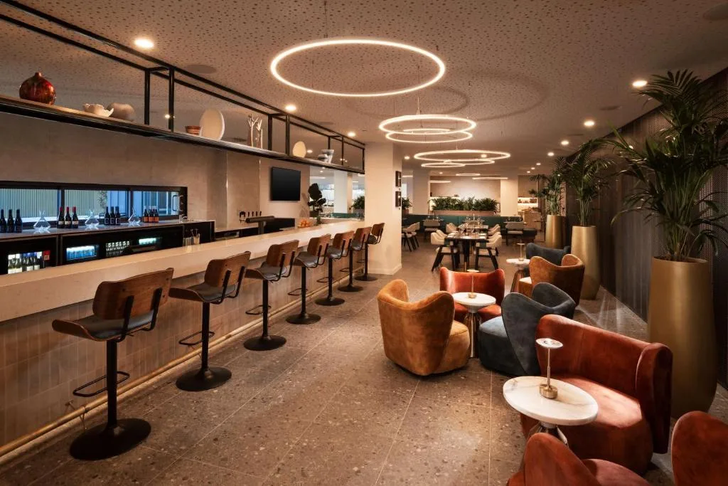 DoubleTree by Hilton Hobart — 5